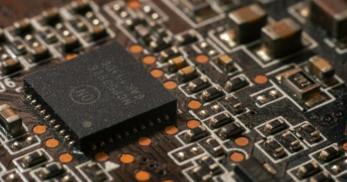 Snap Decisions: How Open Libraries for Accelerated Data Processing Boost A/B Testing for Snapchat